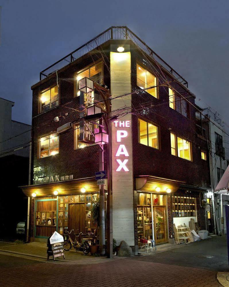 The Pax Hostel Osaka Exterior photo